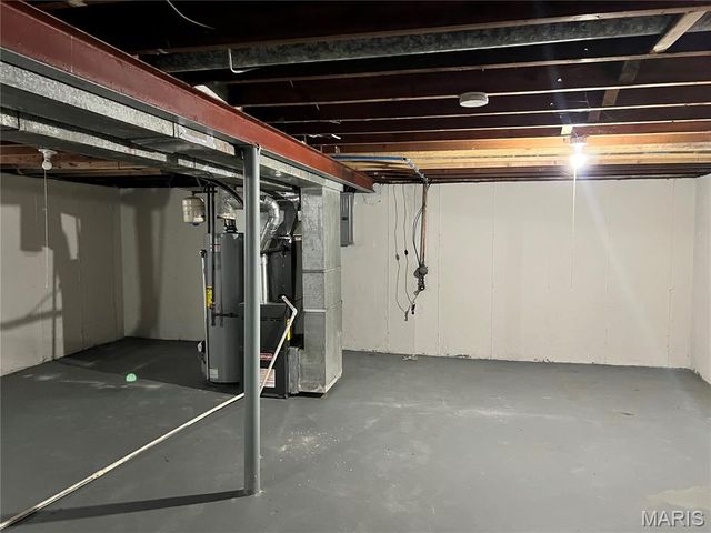 273 Buddie Avenue, St Louis, MO 63135