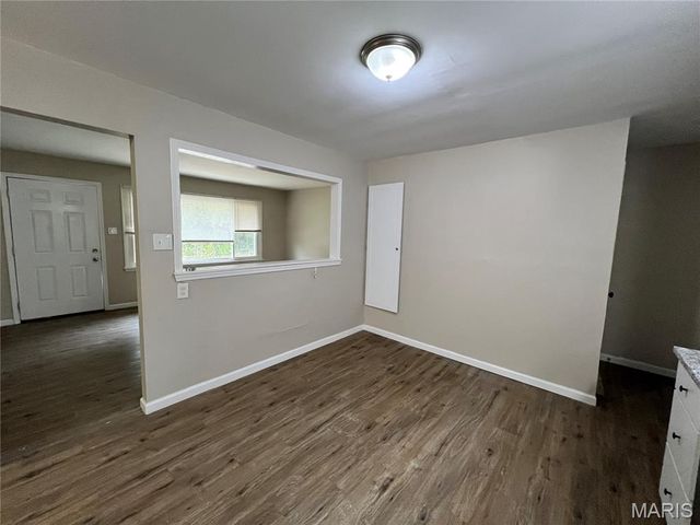 273 Buddie Avenue, St Louis, MO 63135