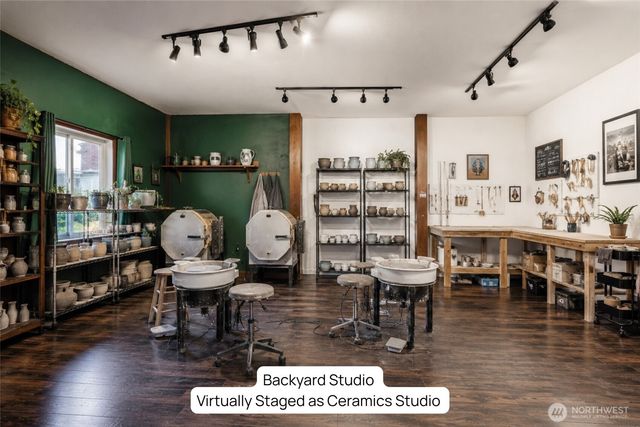 1277 Aaron Drive, Lynden, WA 98264