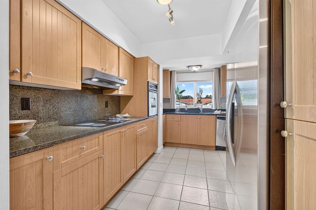 254 NW 6th Avenue, Boca Raton, FL 33432