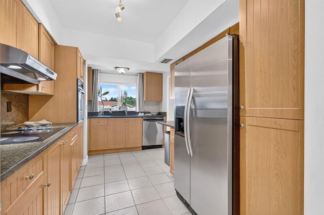 254 NW 6th Avenue, Boca Raton, FL 33432