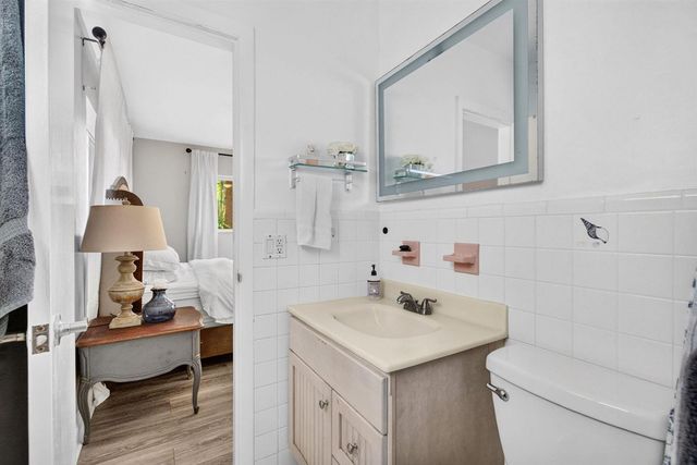 254 NW 6th Avenue, Boca Raton, FL 33432