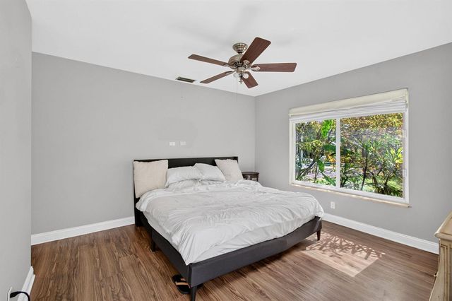 254 NW 6th Avenue, Boca Raton, FL 33432