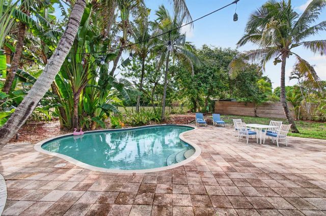 254 NW 6th Avenue, Boca Raton, FL 33432
