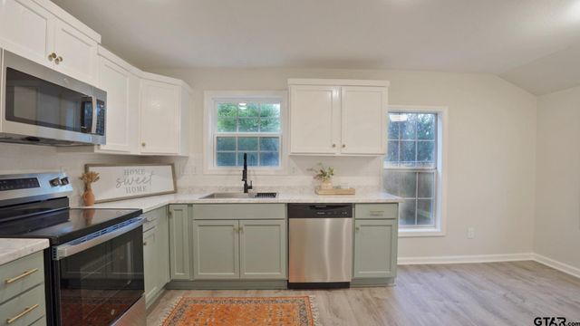 915 Britton, Tyler, TX 75701