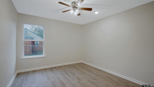 915 Britton, Tyler, TX 75701