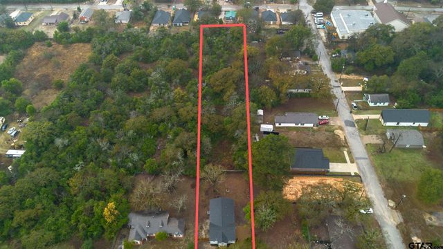 915 Britton, Tyler, TX 75701