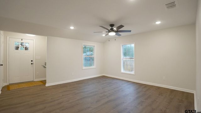 915 Britton, Tyler, TX 75701