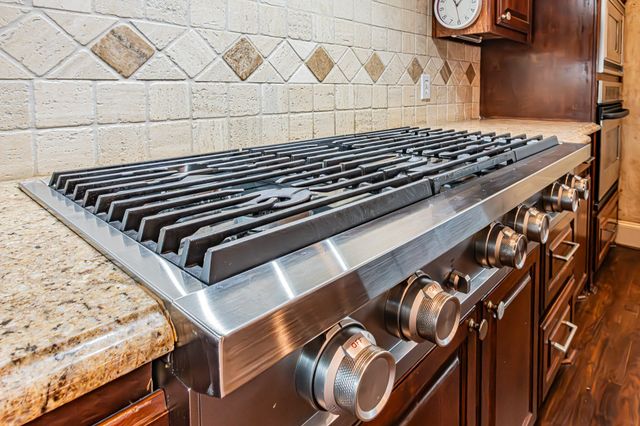 1018 Pedernales Trail, Irving, TX 75063