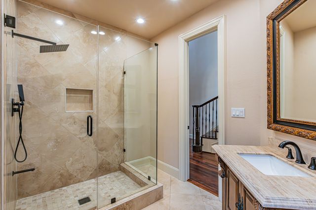 1018 Pedernales Trail, Irving, TX 75063