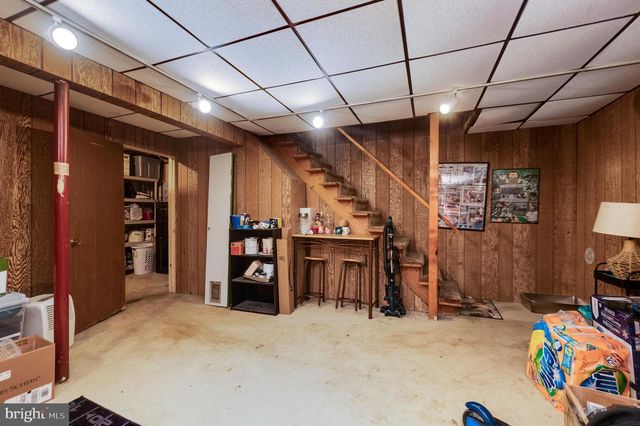 521 LINDEN ST, Leesport, PA 19533