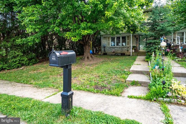 521 LINDEN ST, Leesport, PA 19533