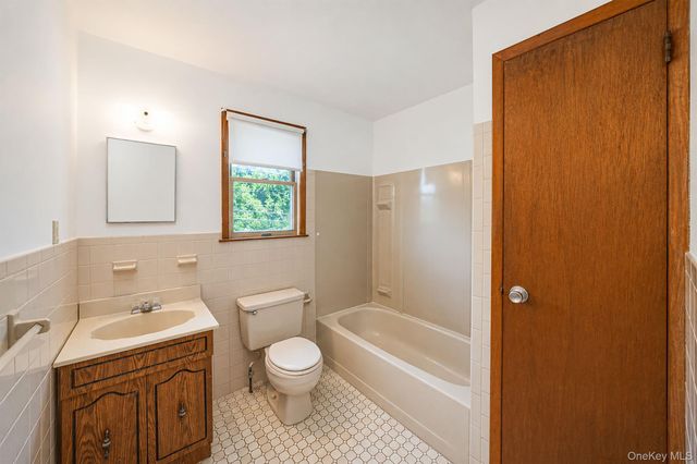120 Ranch Lane, Levittown, NY 11756