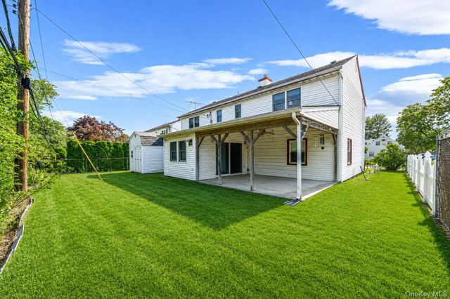 120 Ranch Lane, Levittown, NY 11756