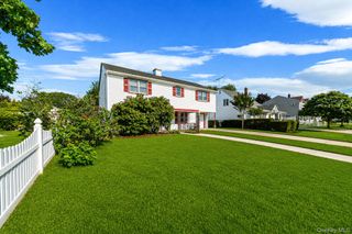 120 Ranch Lane, Levittown, NY 11756