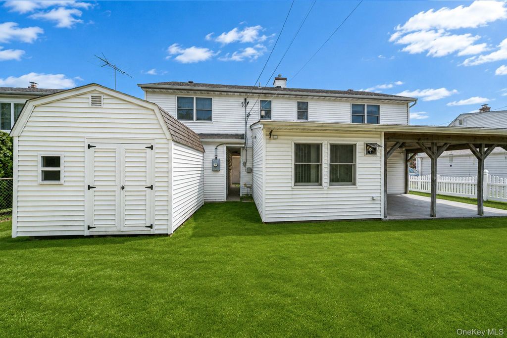 120 Ranch Lane, Levittown, NY 11756 — photo 3