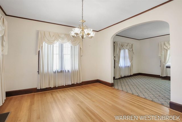 199 W 9th Street, Holland, MI 49423