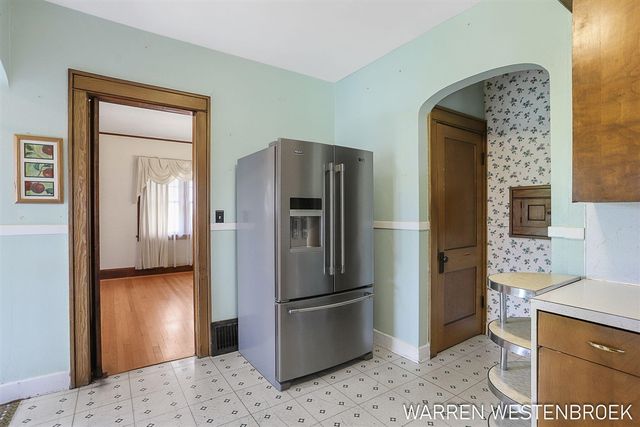 199 W 9th Street, Holland, MI 49423