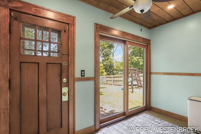 199 W 9th Street, Holland, MI 49423