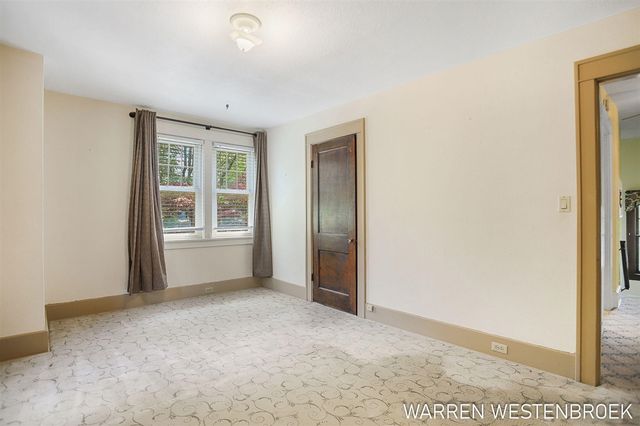 199 W 9th Street, Holland, MI 49423