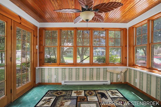 199 W 9th Street, Holland, MI 49423