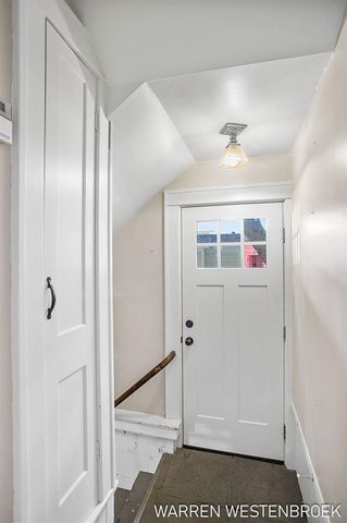 199 W 9th Street, Holland, MI 49423