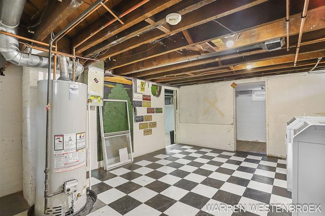 199 W 9th Street, Holland, MI 49423