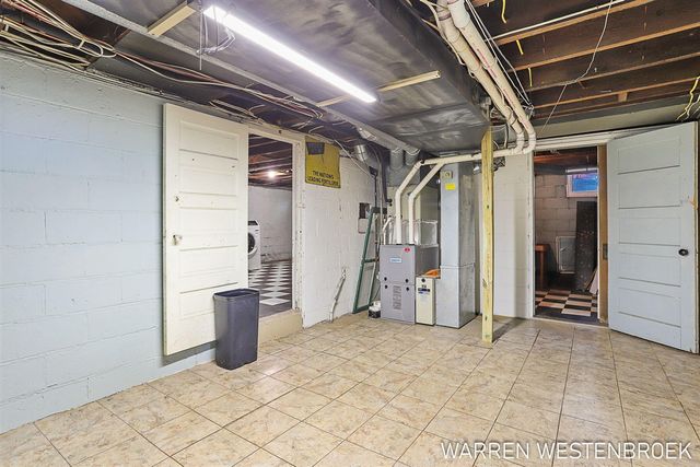 199 W 9th Street, Holland, MI 49423