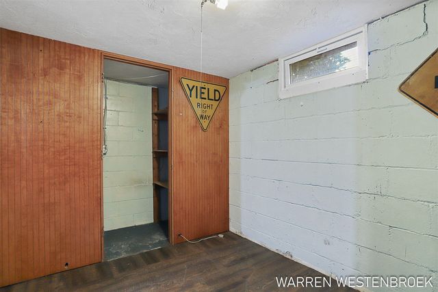 199 W 9th Street, Holland, MI 49423