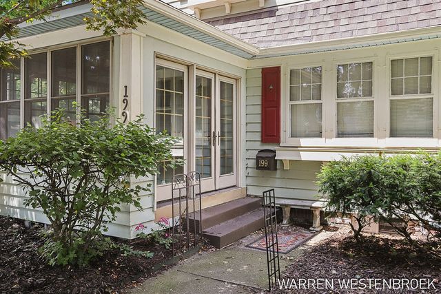 199 W 9th Street, Holland, MI 49423