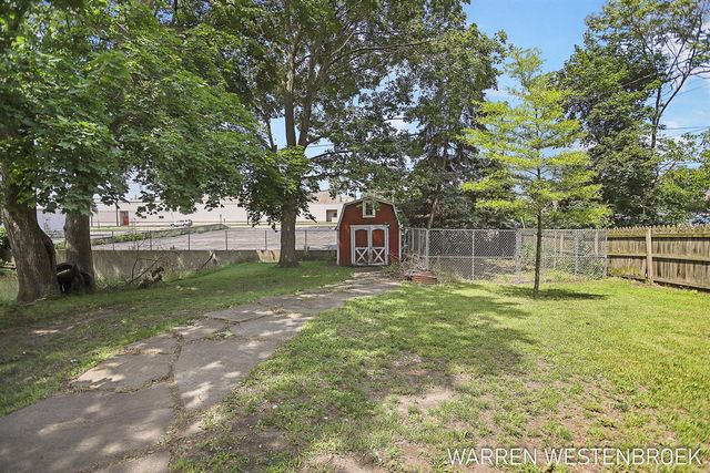 199 W 9th Street, Holland, MI 49423