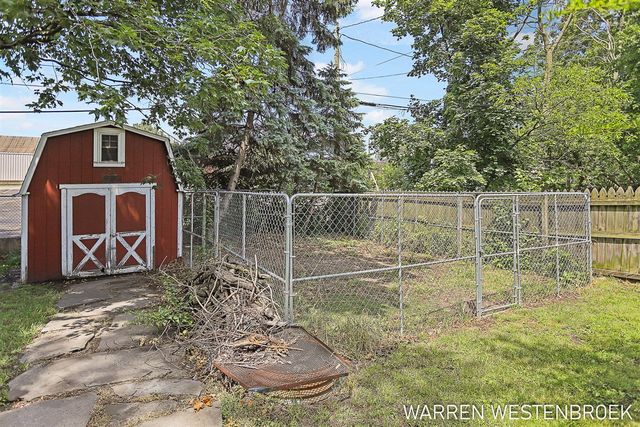 199 W 9th Street, Holland, MI 49423