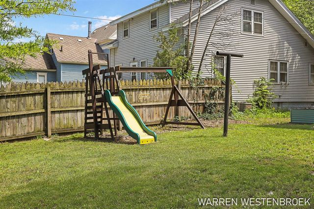 199 W 9th Street, Holland, MI 49423