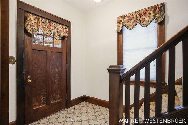 199 W 9th Street, Holland, MI 49423