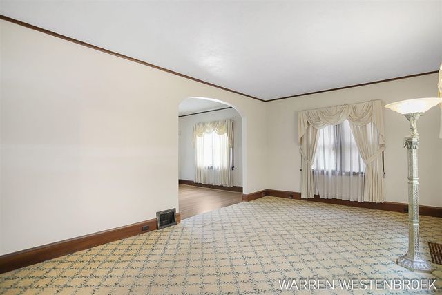 199 W 9th Street, Holland, MI 49423