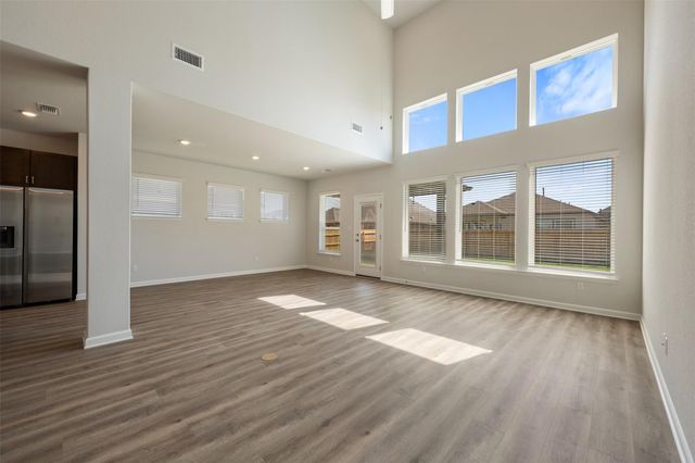 102 Hedge Green HOLW, Hutto, TX 78634