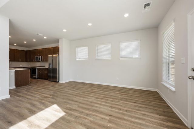 102 Hedge Green HOLW, Hutto, TX 78634