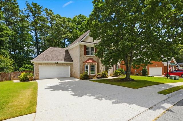 2314 Kennesaw Oaks Trail NW, Kennesaw, GA 30152