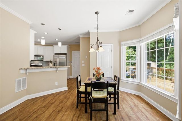 2314 Kennesaw Oaks Trail NW, Kennesaw, GA 30152