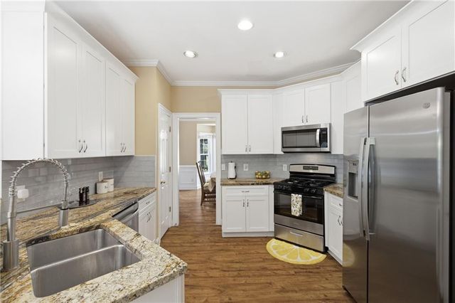 2314 Kennesaw Oaks Trail NW, Kennesaw, GA 30152