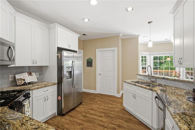 2314 Kennesaw Oaks Trail NW, Kennesaw, GA 30152
