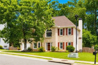 2314 Kennesaw Oaks Trail NW, Kennesaw, GA 30152