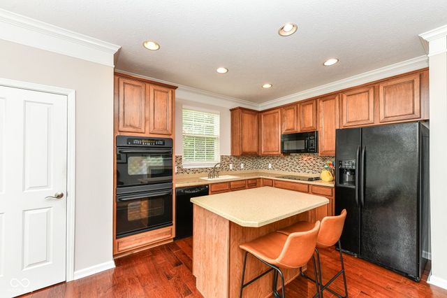 9060 Rider Drive, Fishers, IN 46038