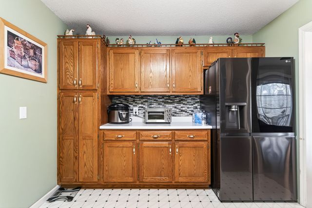 1703 Perimeter Dr, Jamestown, TN 38556