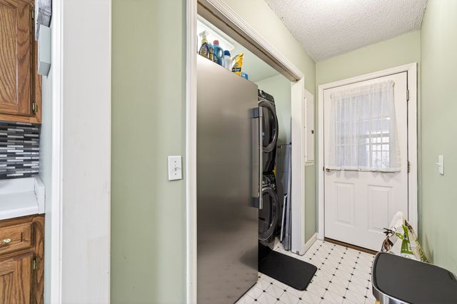 1703 Perimeter Dr, Jamestown, TN 38556