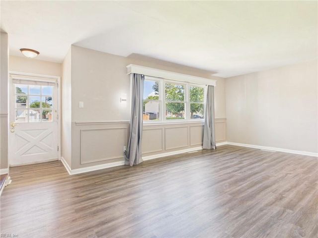 3033 Pewter RD, Virginia Beach, VA 23452