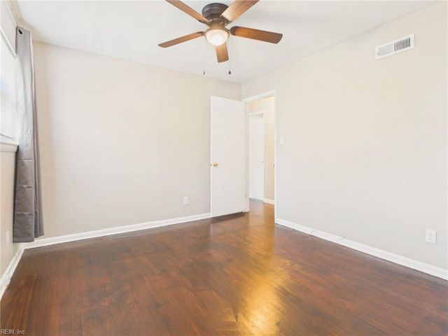 3033 Pewter RD, Virginia Beach, VA 23452