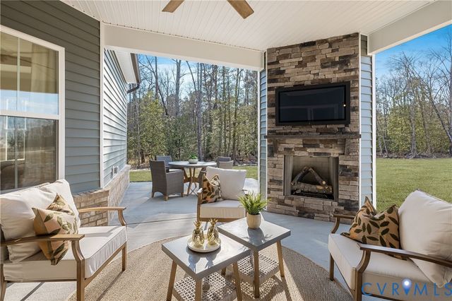 954 Landon Laurel Ln, Midlothian, VA 23114