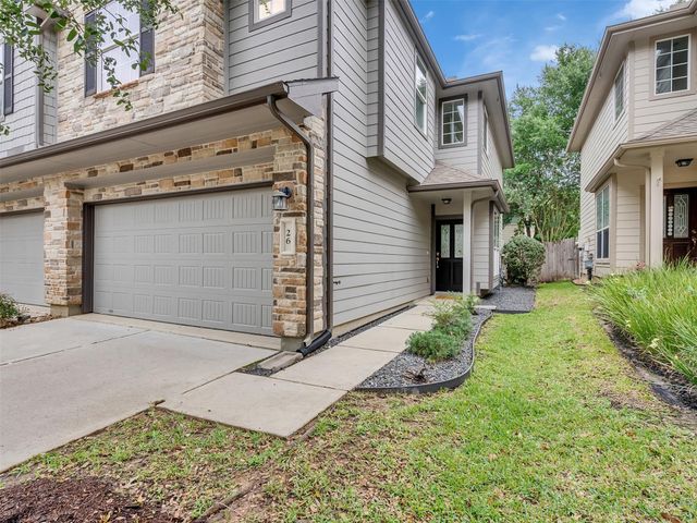26 Bowerbank Court, Magnolia, TX 77354