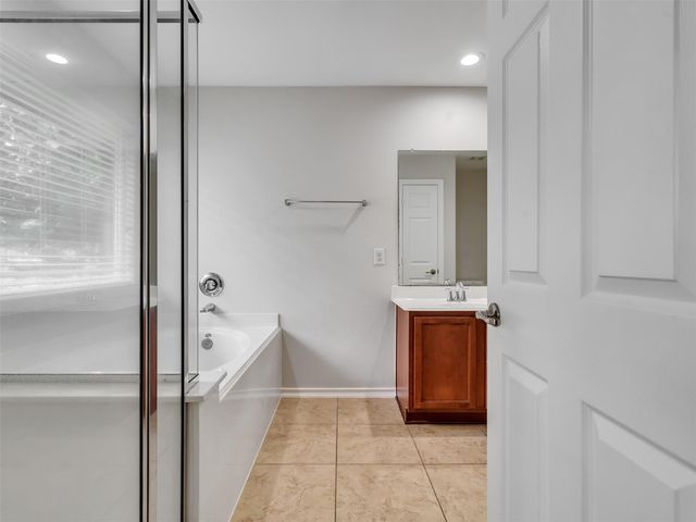 26 Bowerbank Court, Magnolia, TX 77354
